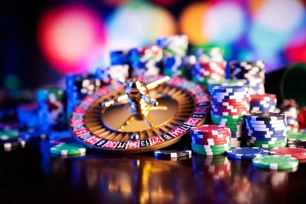 Caribbean Stud Poker live dealer table on our live casino mobile interface